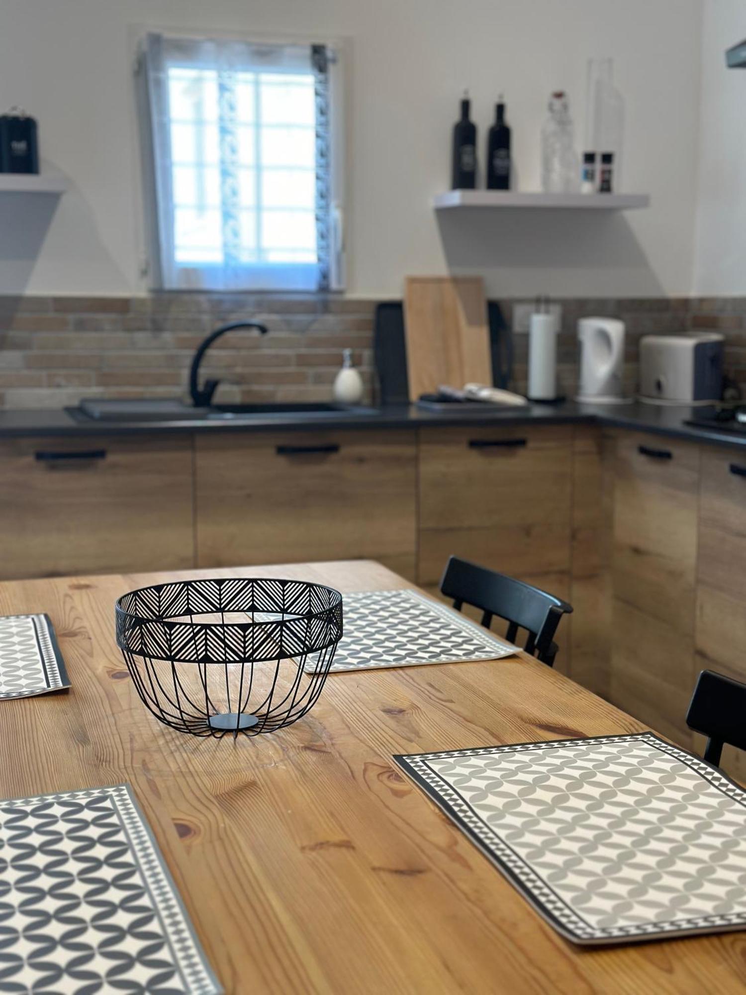 Maisonnette Du Mas Vert Montaren-et-Saint-Médiers Εξωτερικό φωτογραφία